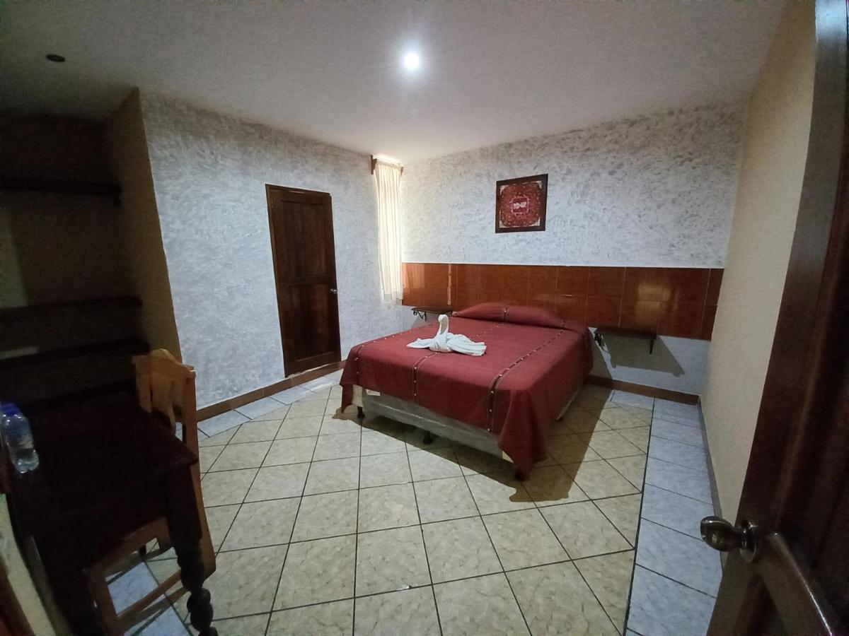 Hotel Nakbe Atitlan ปานาคาเชล ภายนอก รูปภาพ